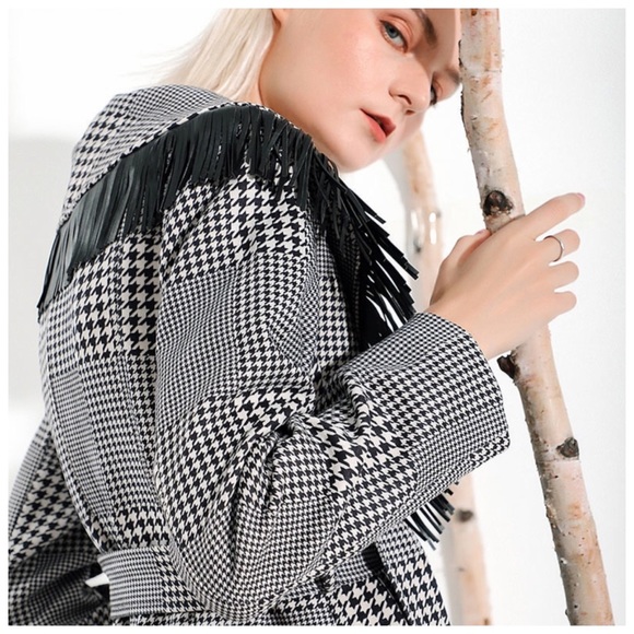Houndstooth Microfiber Fringe Long Jacket - Picture 7 of 8